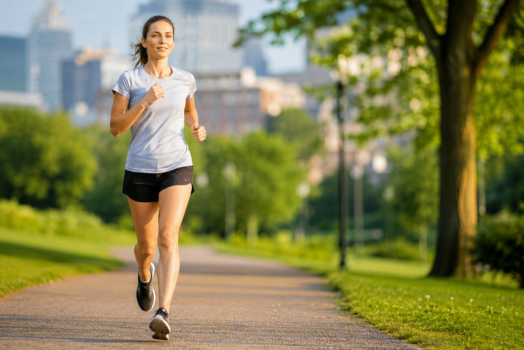 Courir 30 minutes sans s’arrêter : programme débutant en 6 semaines