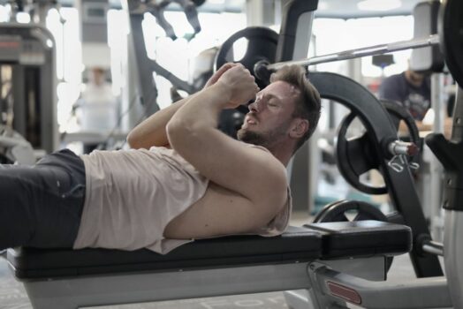 Comment casser un plateau en musculation : 8 leviers pour relancer vos progrès