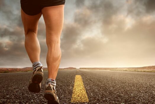 Montre GPS de course à pied : les 5 métriques qui font vraiment progresser