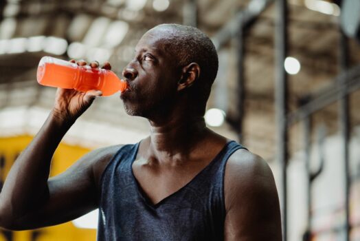 Pre-workout : quand et comment le prendre pour booster vos performances