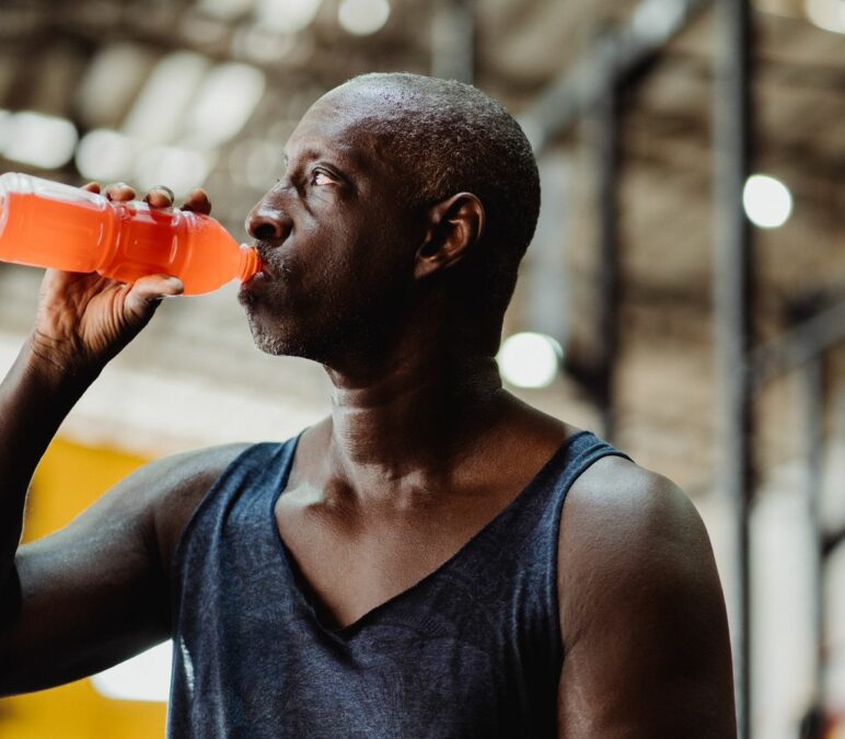 Pre-workout : quand et comment le prendre pour booster vos performances