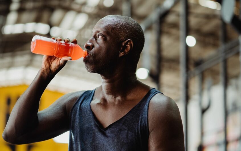 Pre-workout : quand et comment le prendre pour booster vos performances