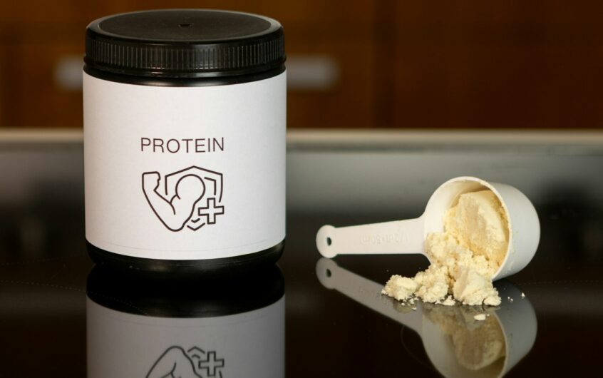 Protéine végétale ou whey : laquelle choisir en musculation